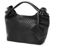 Cartera importada con monedertio y tramada